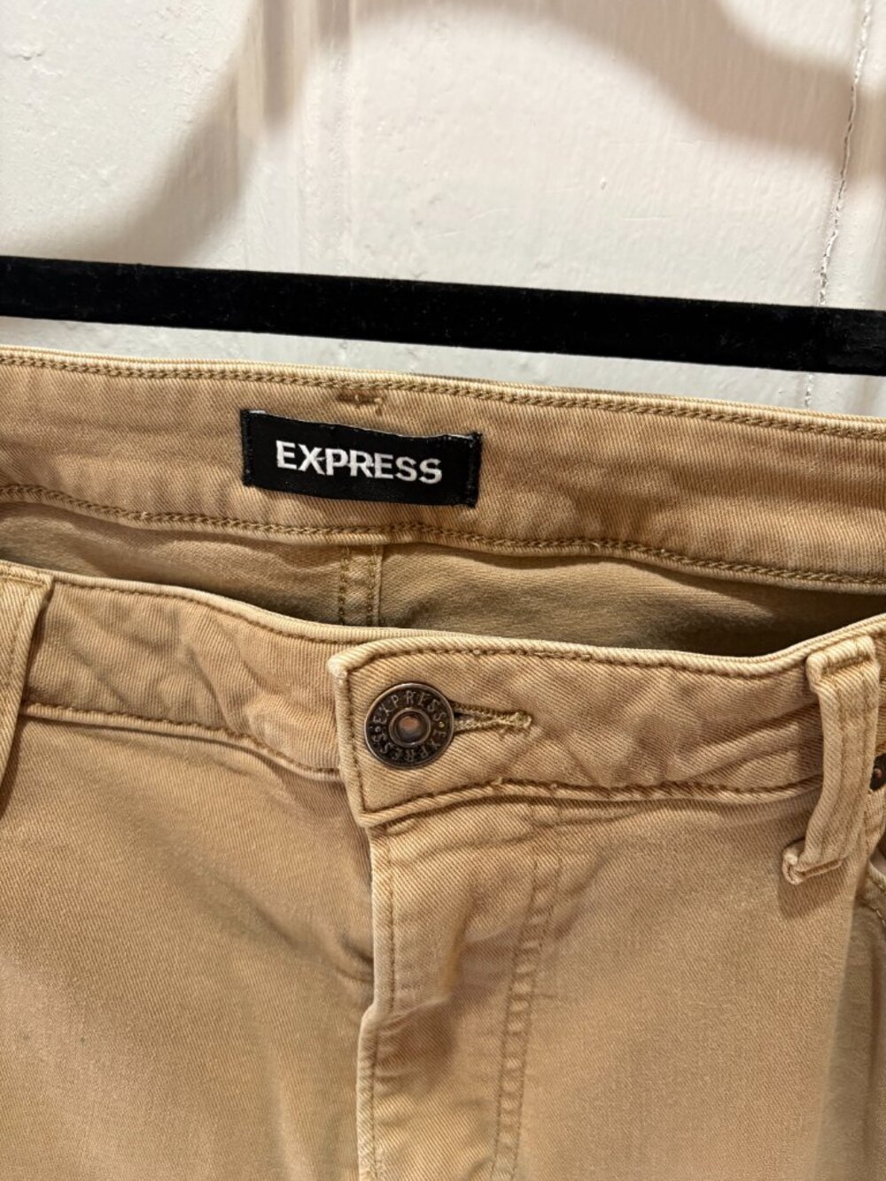 Express Chino - Picture 3 of 3